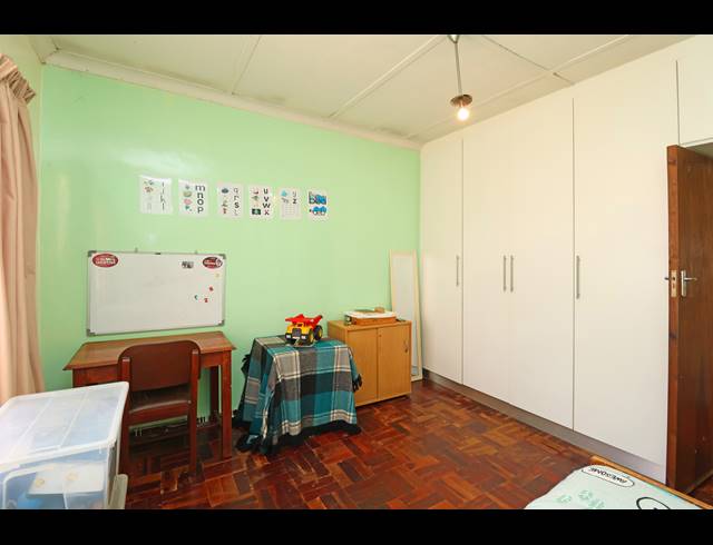 3 BEDROOM HOUSE FOR SALE IN WESTDENE